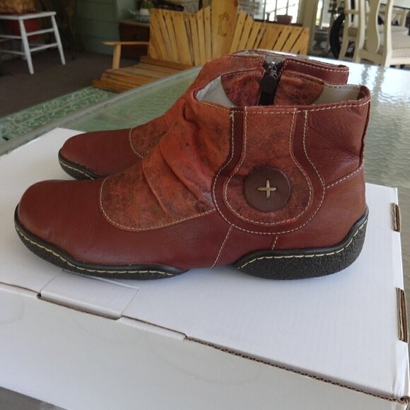 J.gean Brazian leather women's ankle boots side zip padded insole size 7-71/2 US - Picture 1 of 16